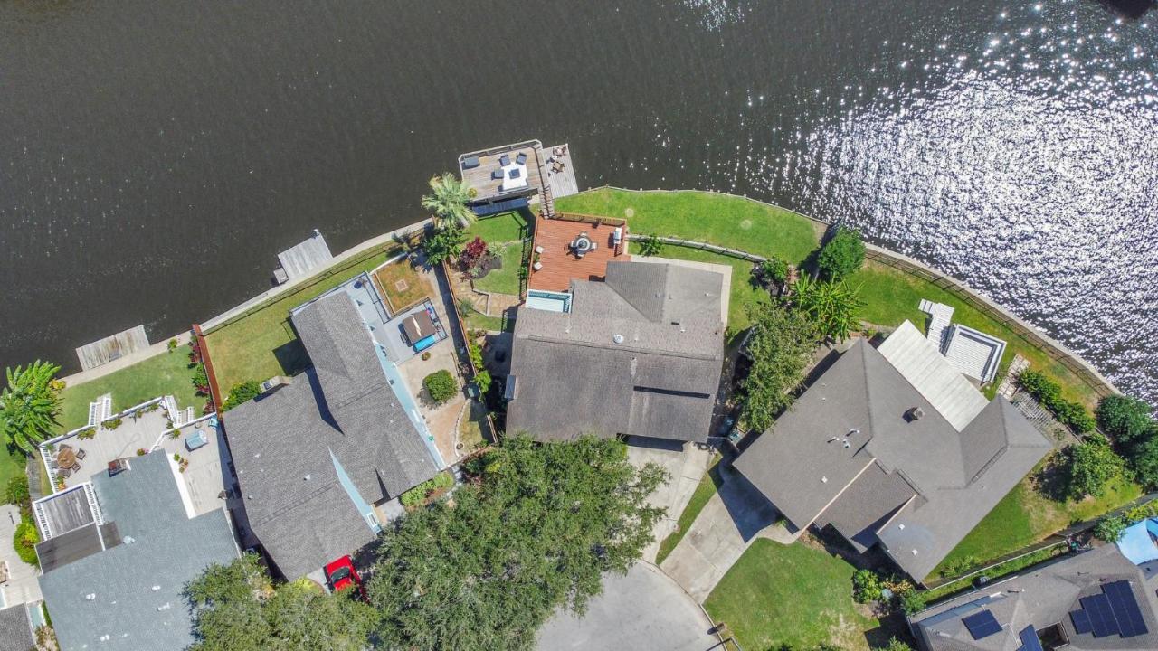 Beauty On The Water! Lake House Near The Beaches! Galveston Esterno foto