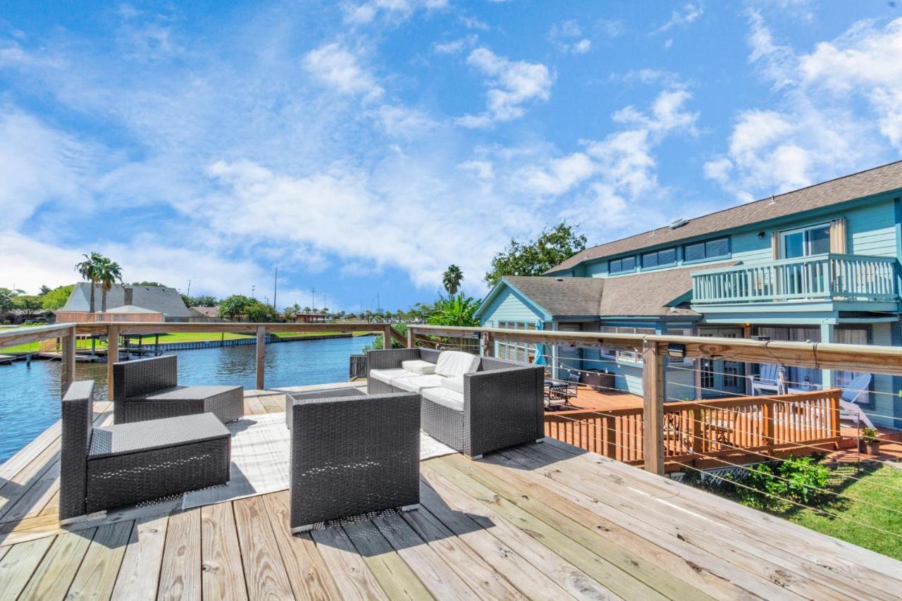 Beauty On The Water! Lake House Near The Beaches! Galveston Esterno foto