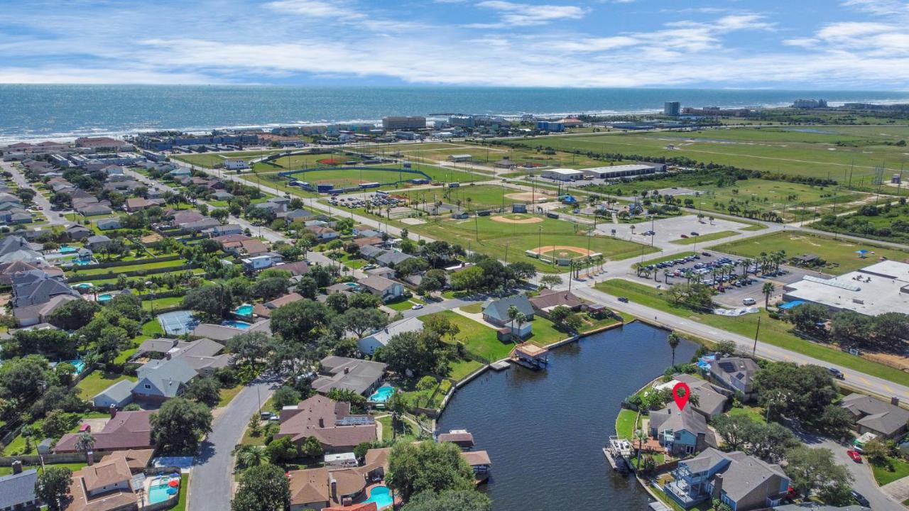 Beauty On The Water! Lake House Near The Beaches! Galveston Esterno foto