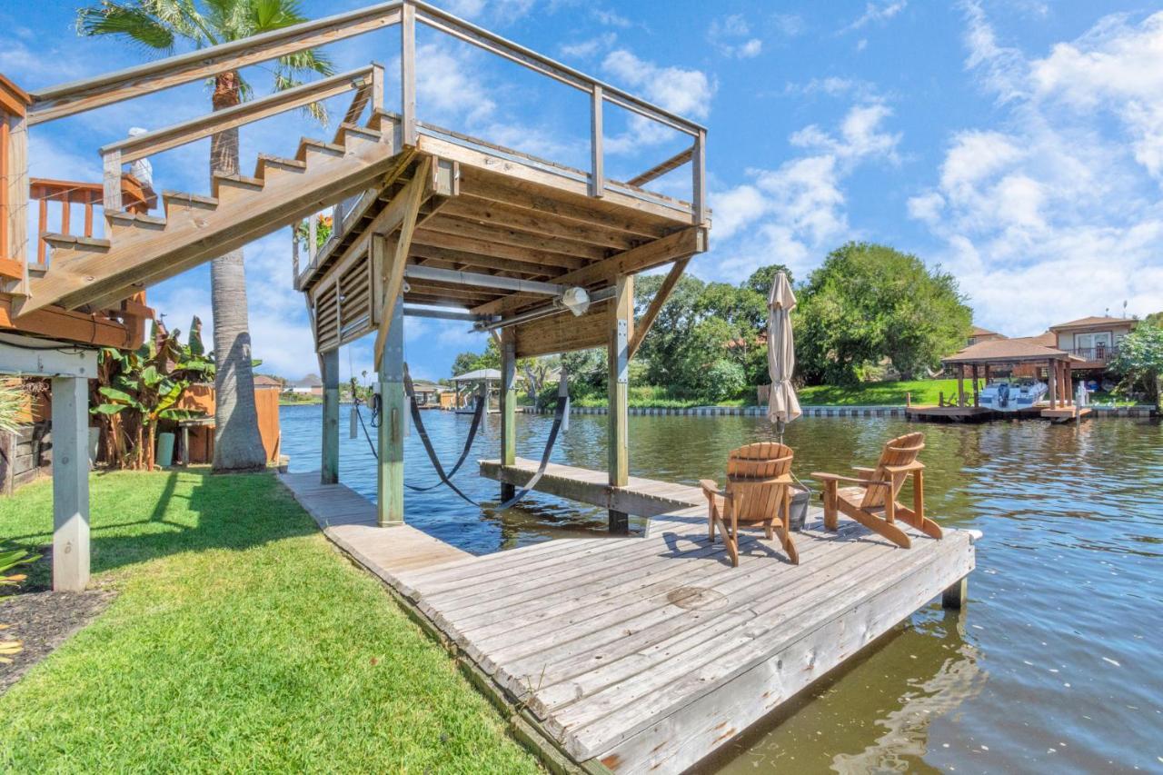 Beauty On The Water! Lake House Near The Beaches! Galveston Esterno foto